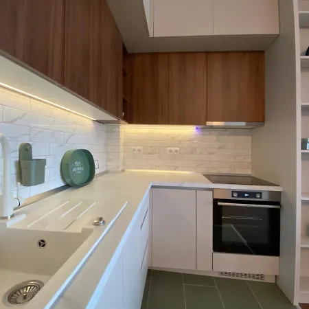 Park & Play דירה באניה לוקה