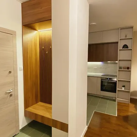 Park & Play * באניה לוקה